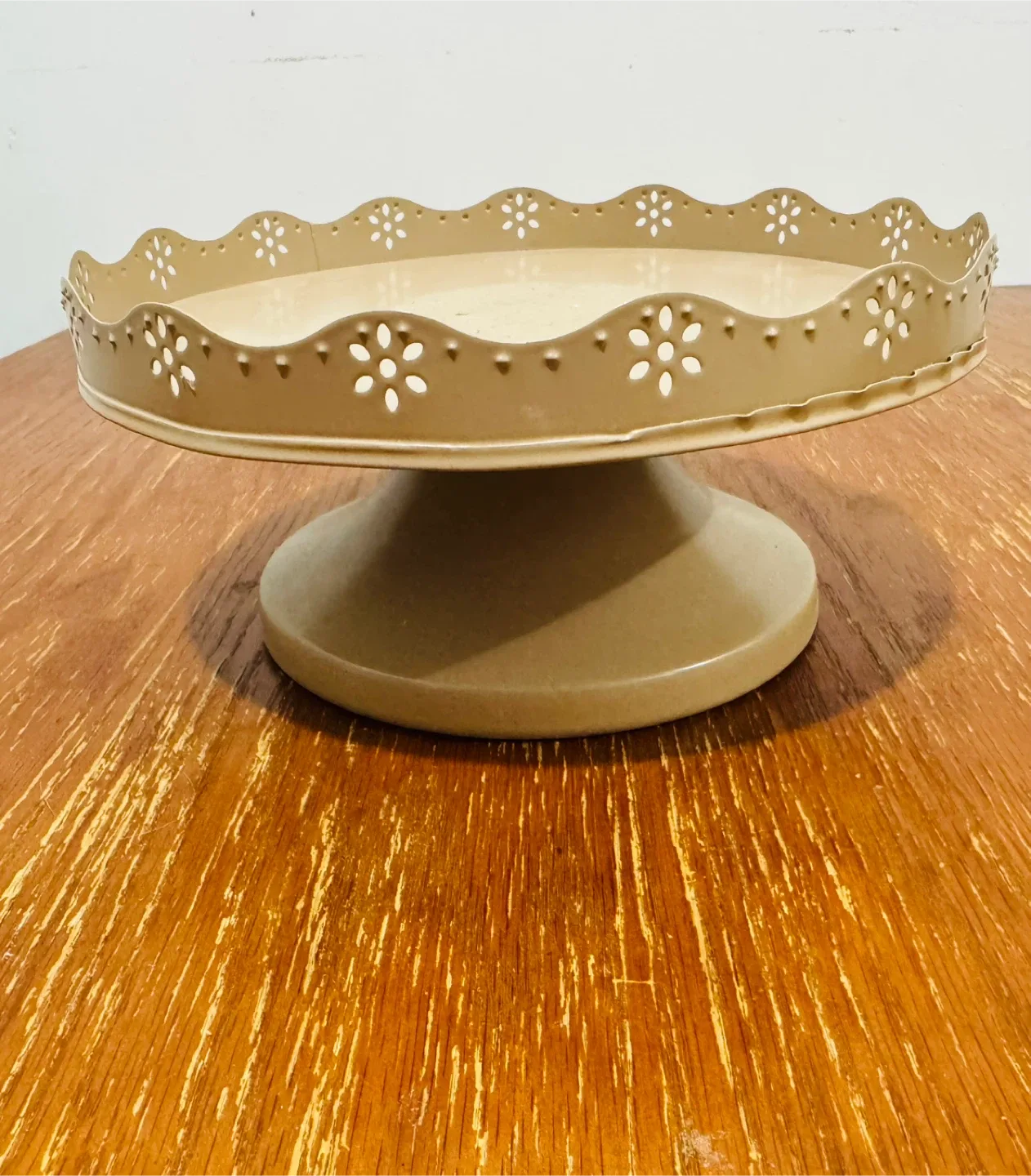 Cake Stand - Beige image indicator(2)