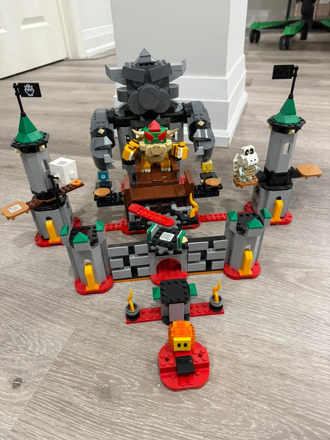 LEGO Super Mario Bowser's Castle Boss Battle Set