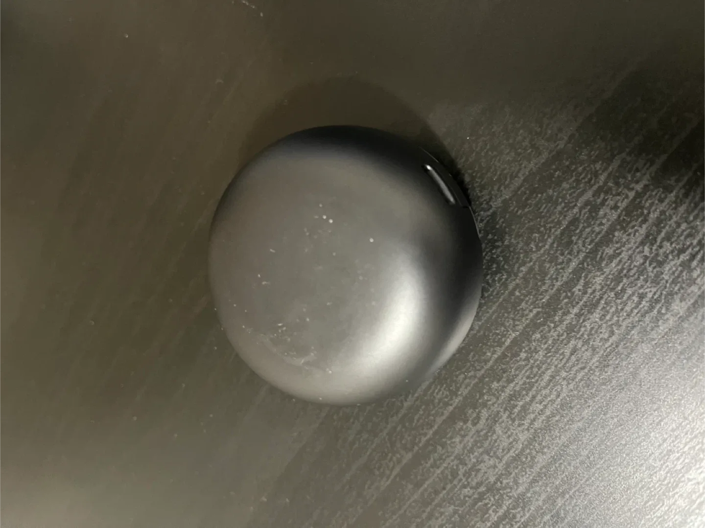 LG Tone Free with Meridian Bluetooth Earbuds image indicator(2)