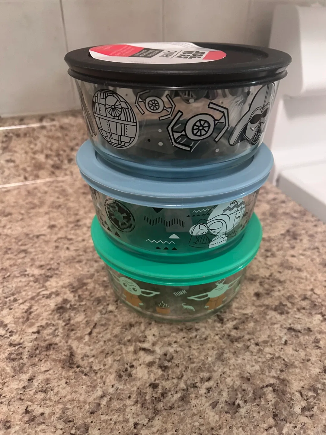 💫 NEW Star Wars Pyrex 4 Cup Glass Containers