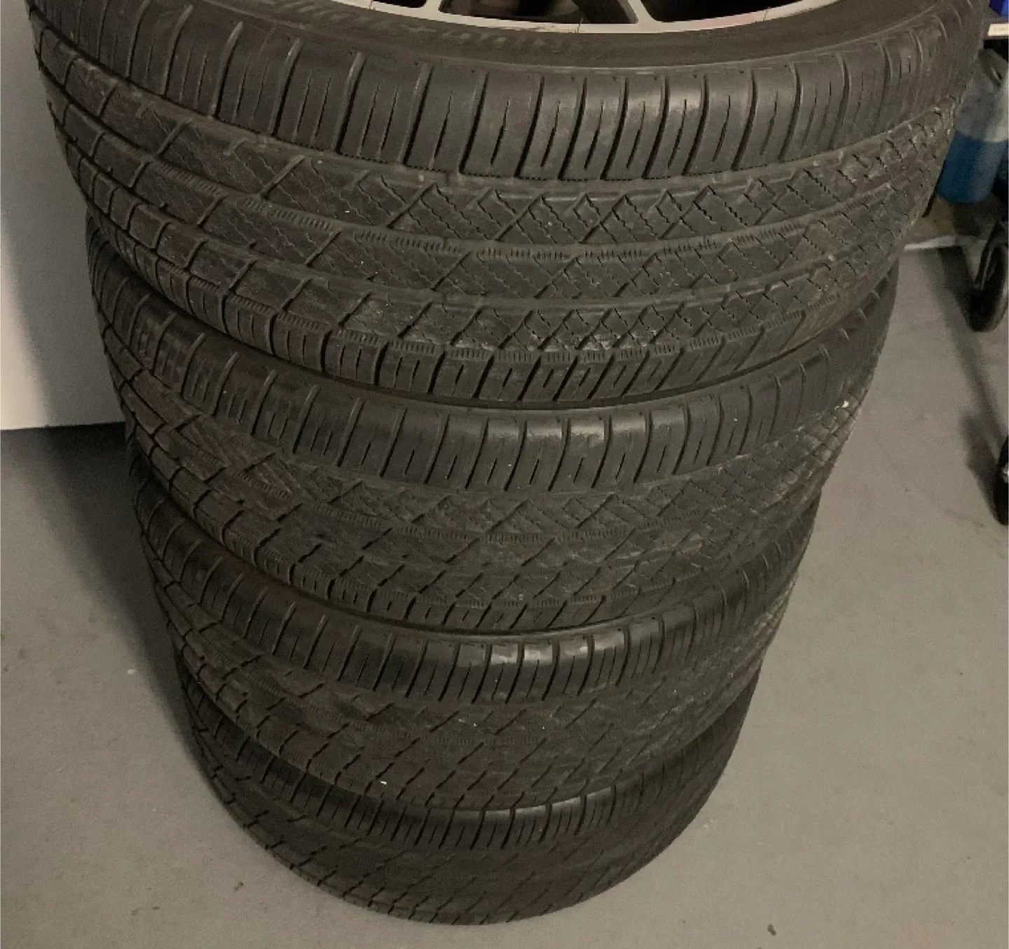 Bridgestone 225/40R19 Tires