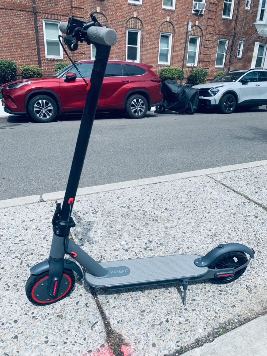 Maxshot Electric Scooter come with charger run fast 25mph - photo 3