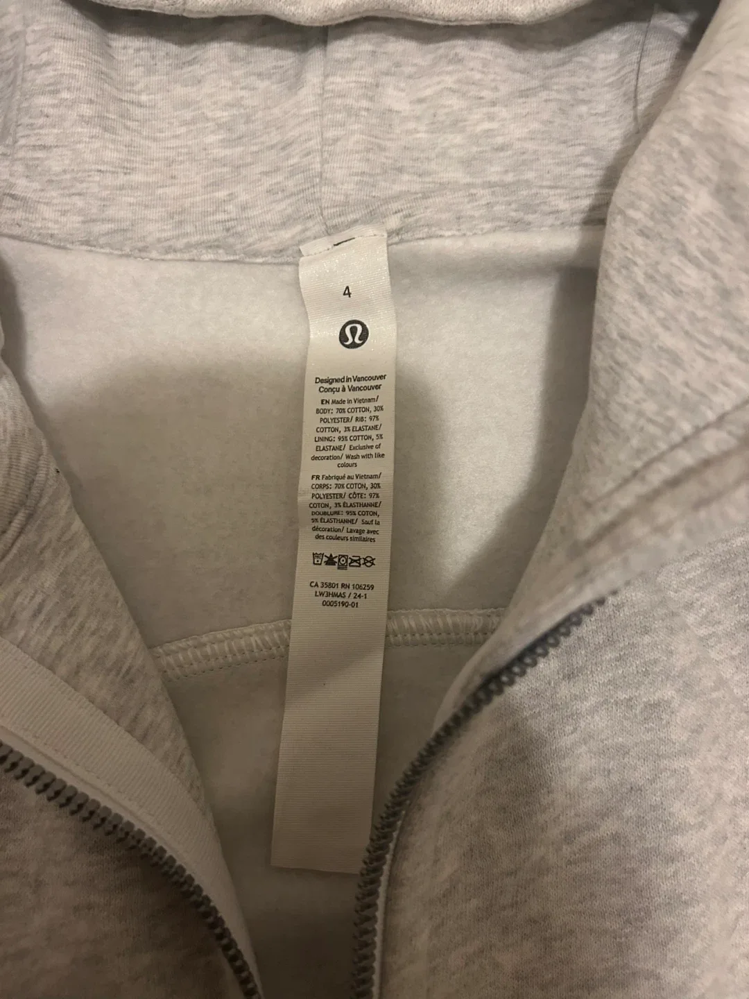 Cropped Lululemon Scuba Hoodie Size 4 image indicator(4)