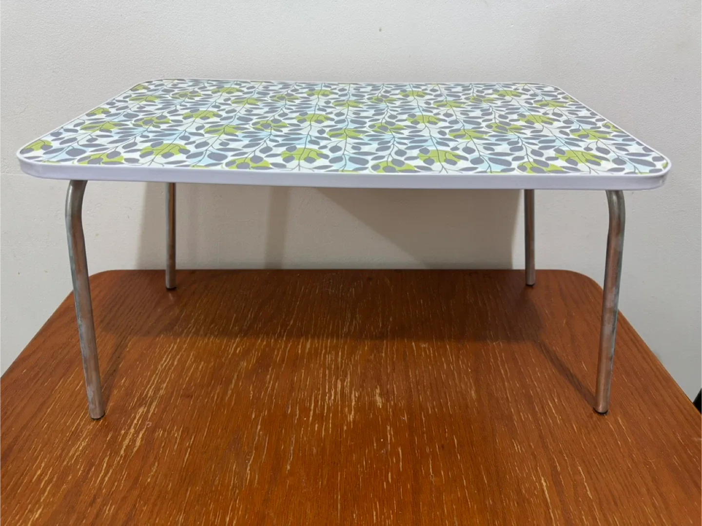 Foldable Lap Desk image indicator(3)