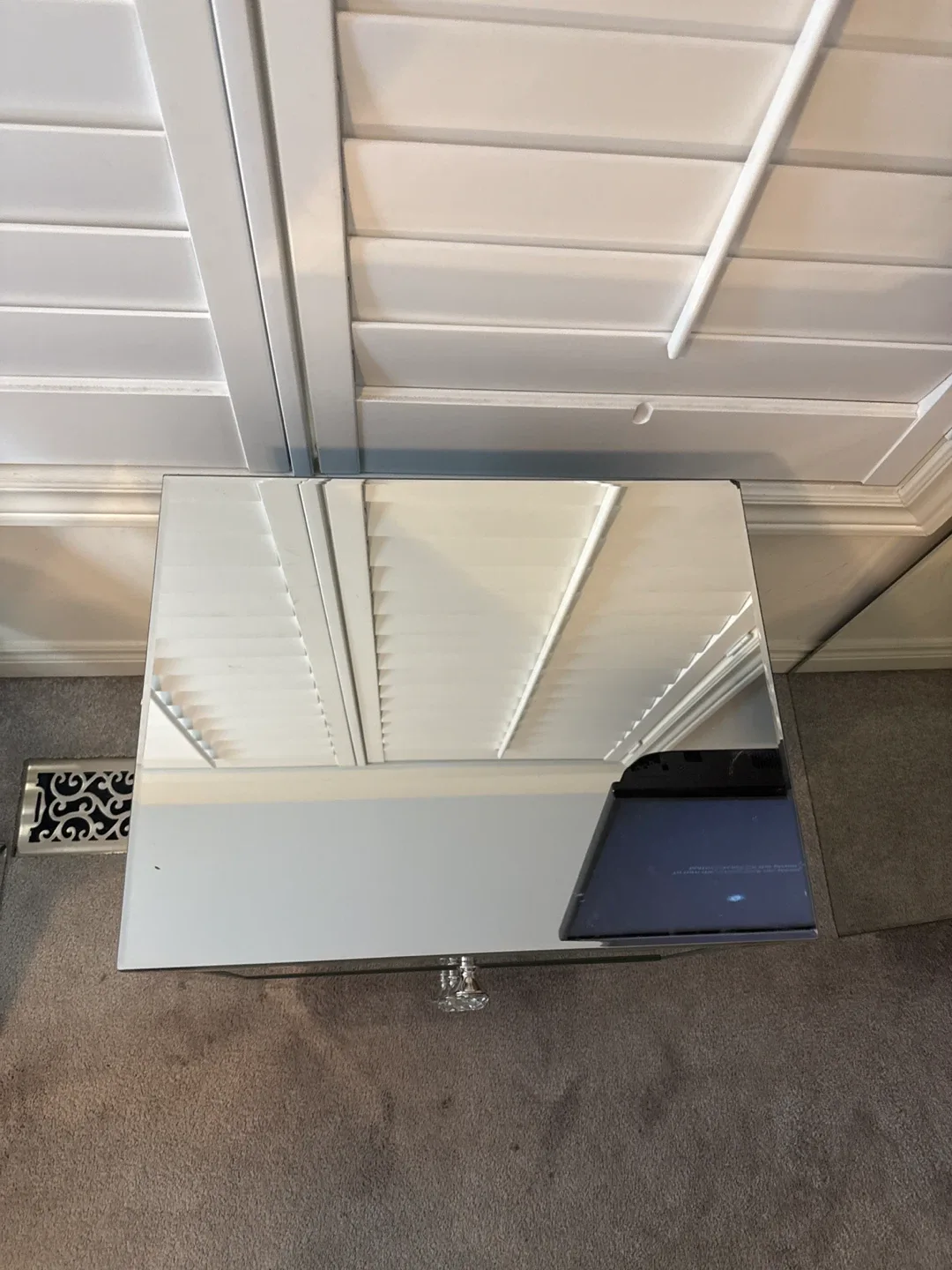 Mirrored 3-Drawer Nightstand image indicator(2)