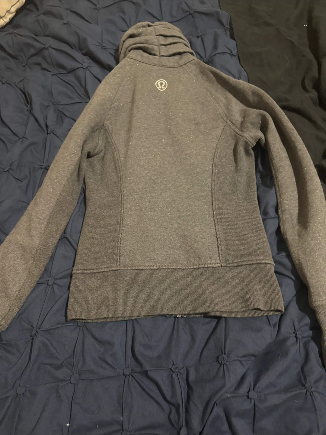 Lululemon Grey Scuba Hoodie - photo 3