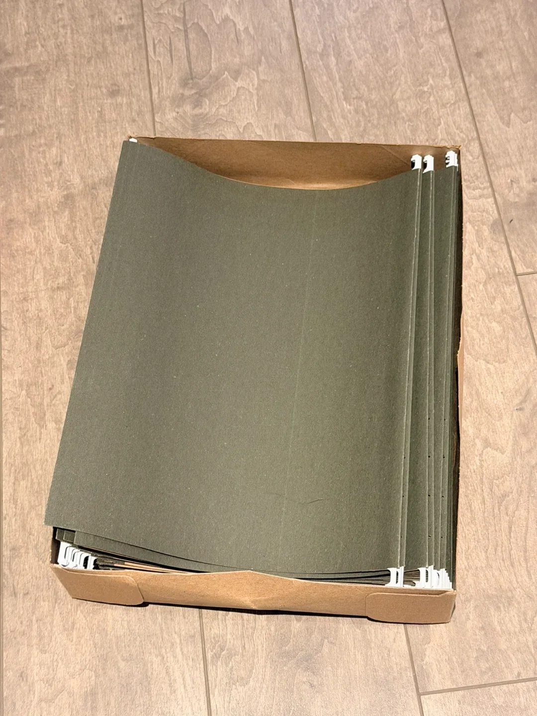 Brand New Pendaflex Recycled Hanging File Folders, 25 Pack image indicator(3)