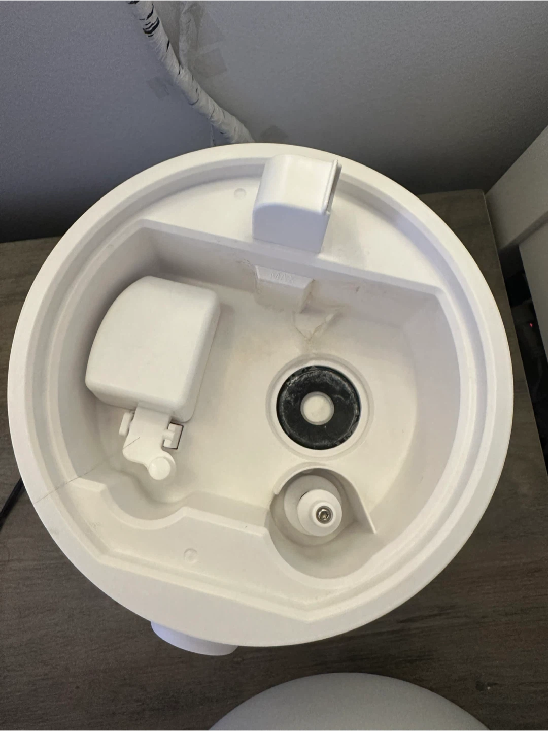Levoit Humidifier - photo 2