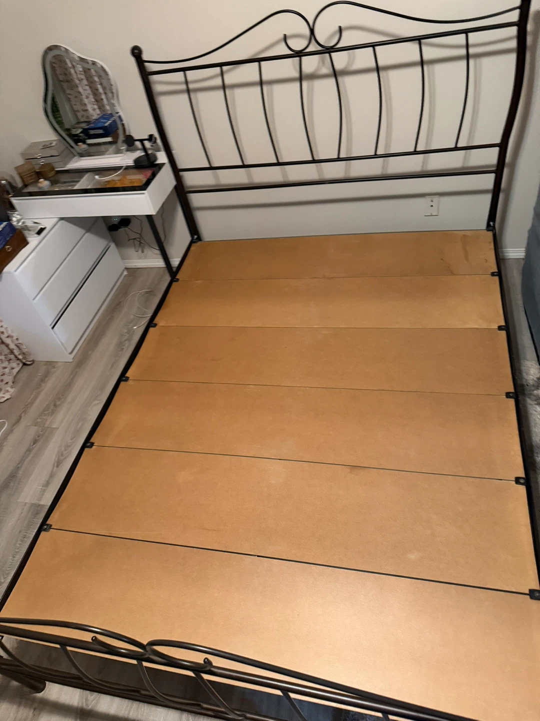 Metal Bed Frame green size - photo 2