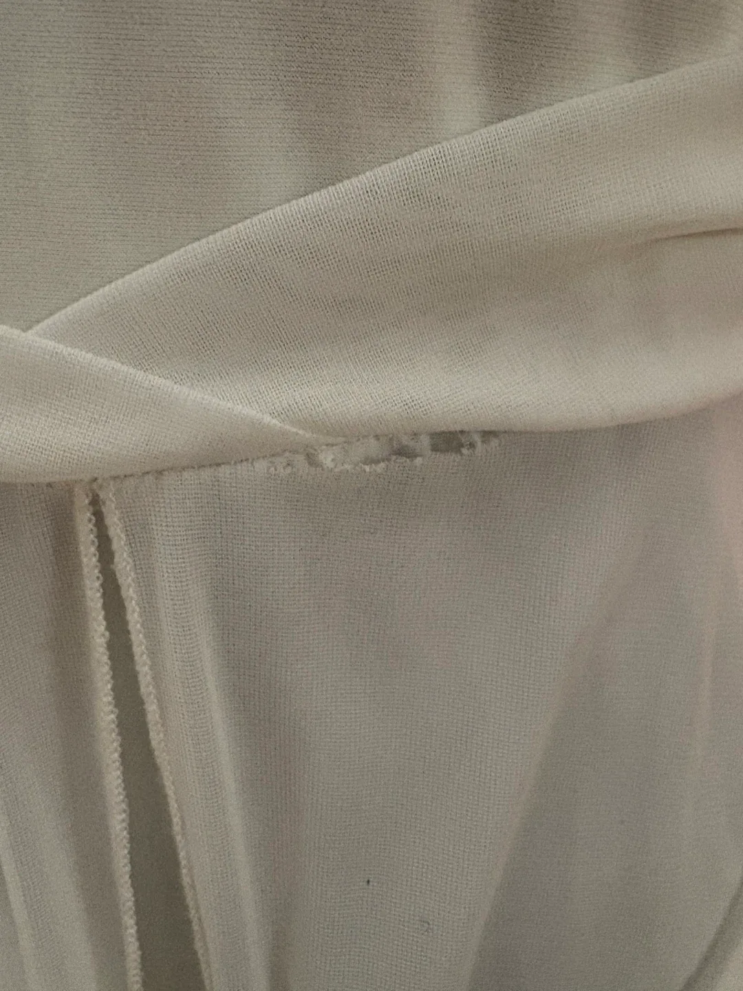 Blum White Halter Top image indicator(2)