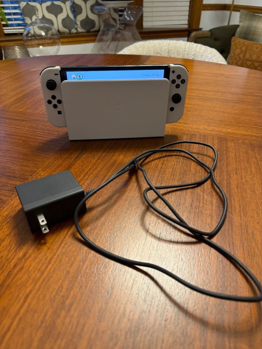 Nintendo Switch OLED Model White image indicator(3)