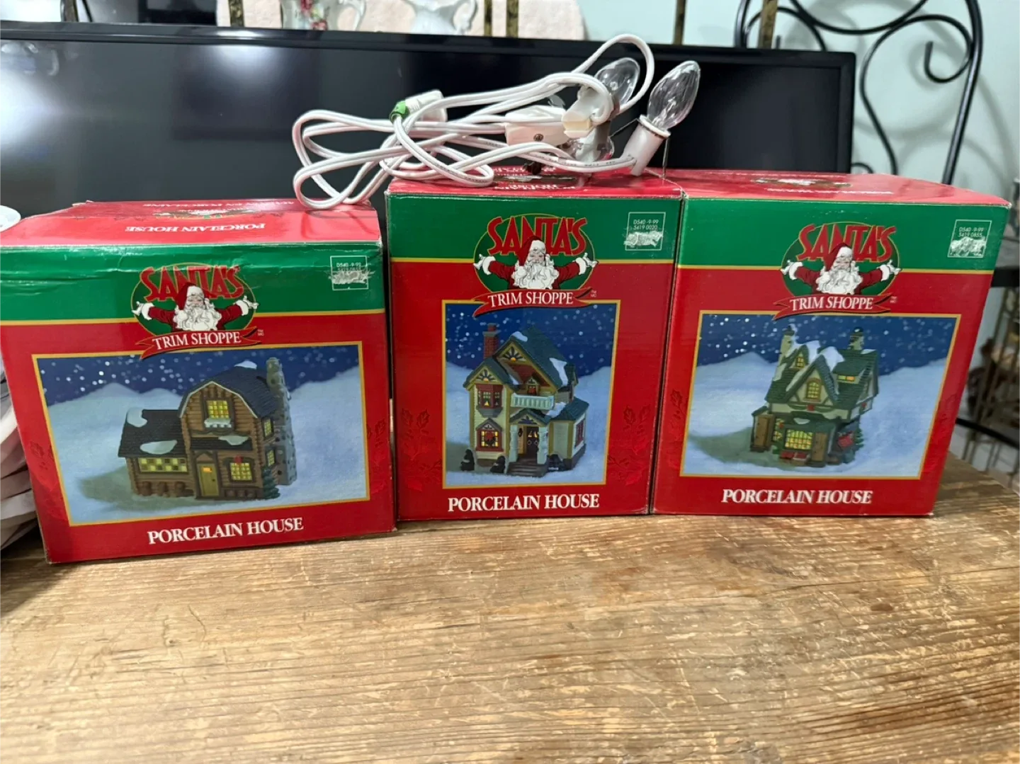 Christmas village houses image indicator(8)