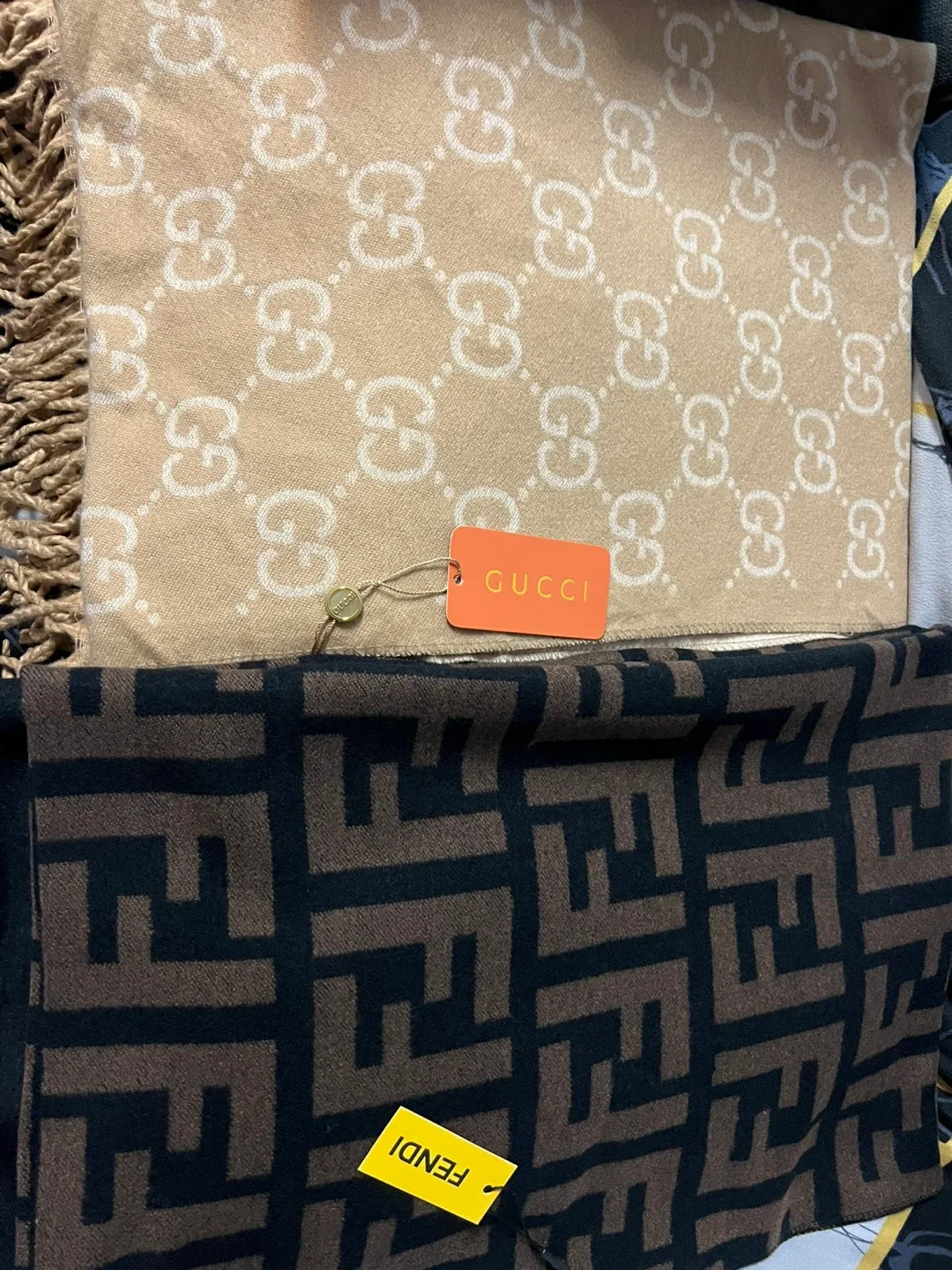 Designer Scarves - Louis Vuitton, Gucci, Fendi image indicator(5)