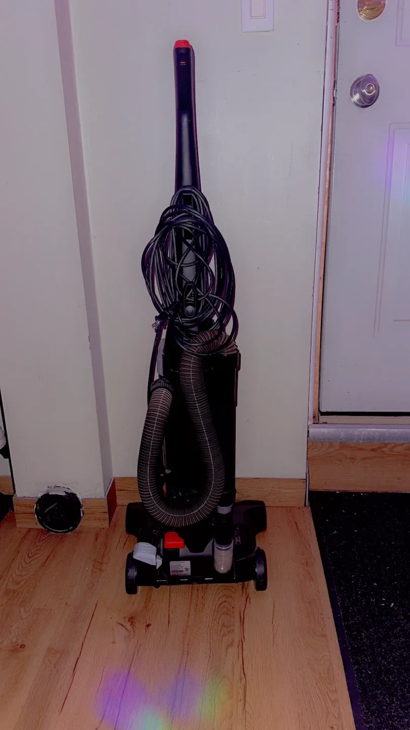 Bissell PowerForce Turbo Vacuum image indicator(2)