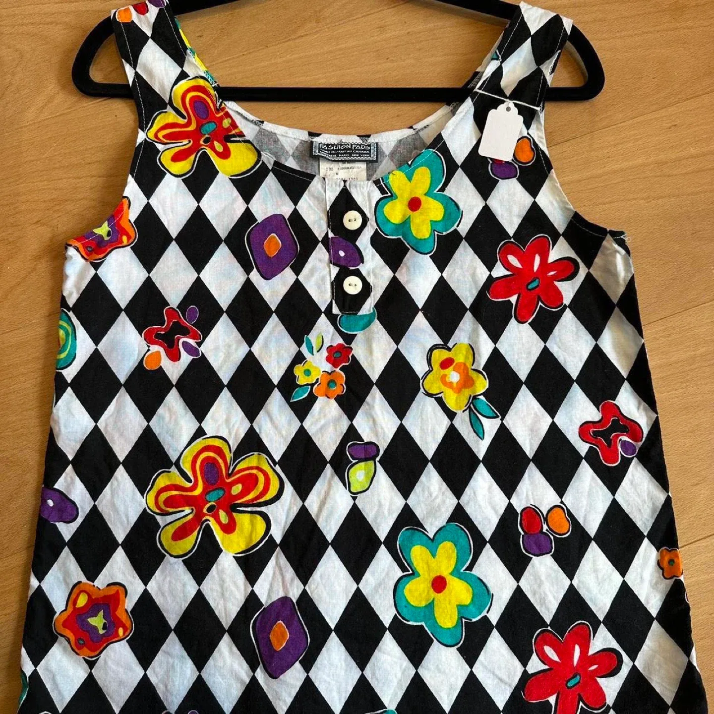 Fashion Fads Vintage Tank Top - Size M image indicator(3)