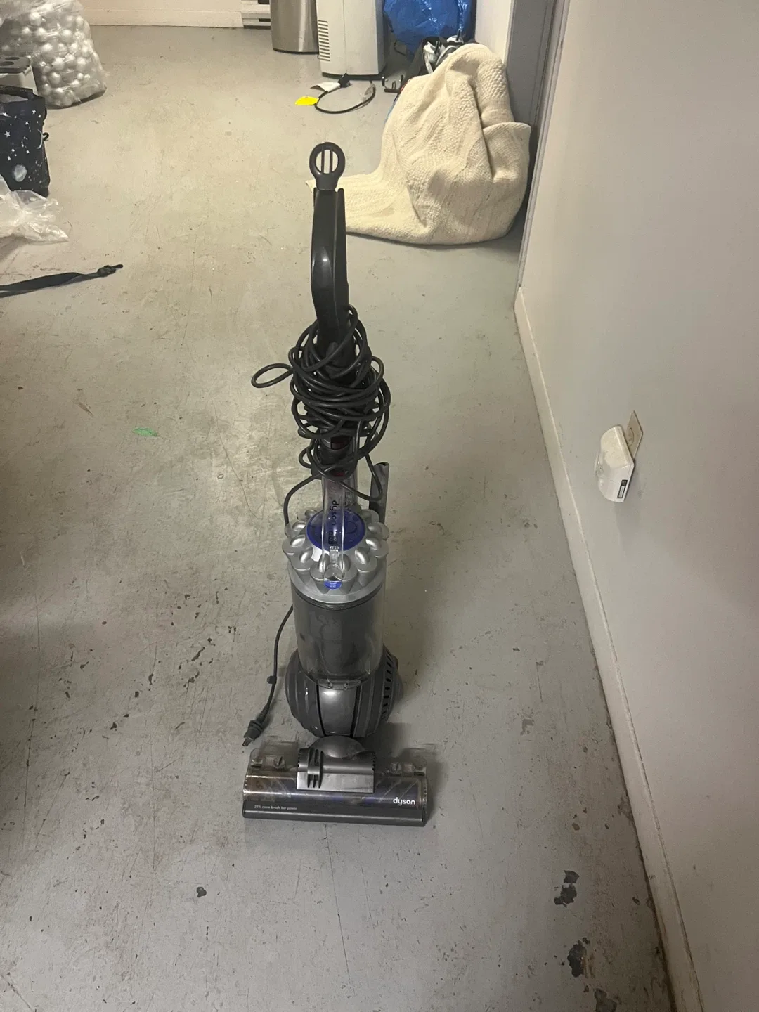 Dyson Upright Vacuum Cleaner