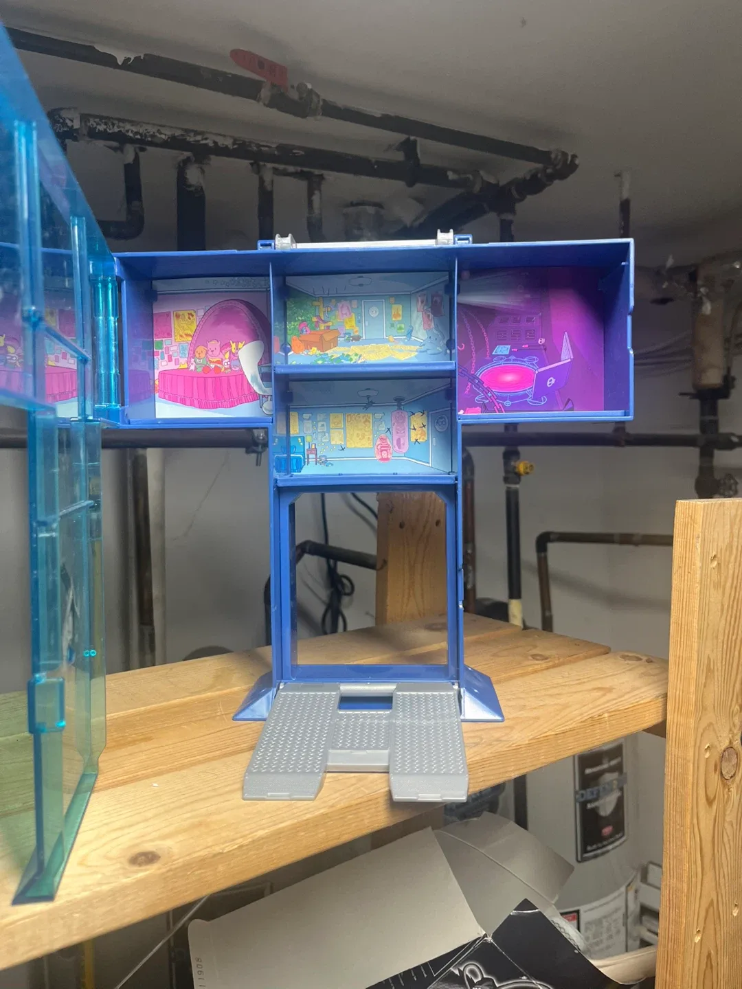 Teen titans go! Titans T tower toy image indicator(2)