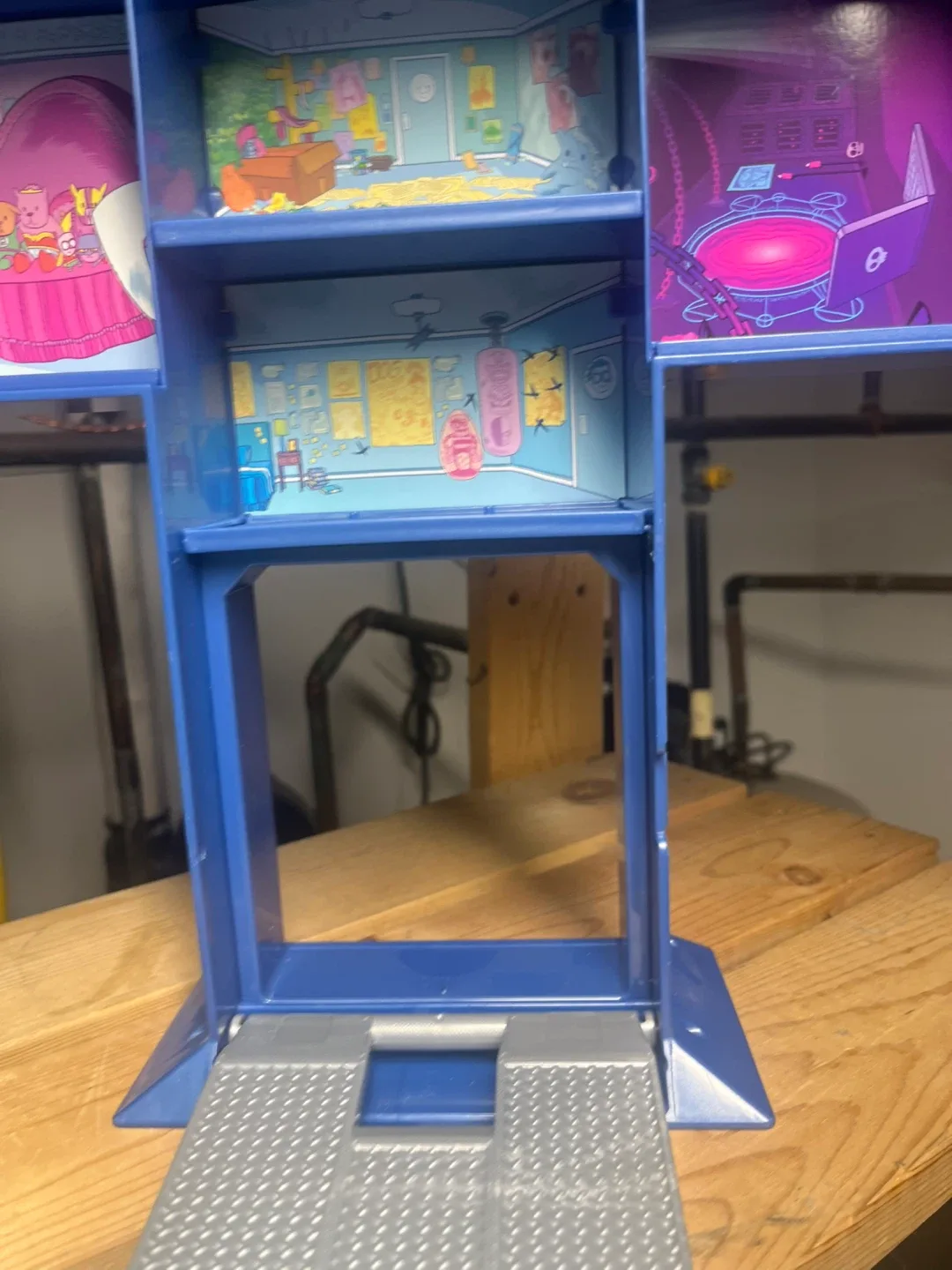 Teen titans go! Titans T tower toy image indicator(7)