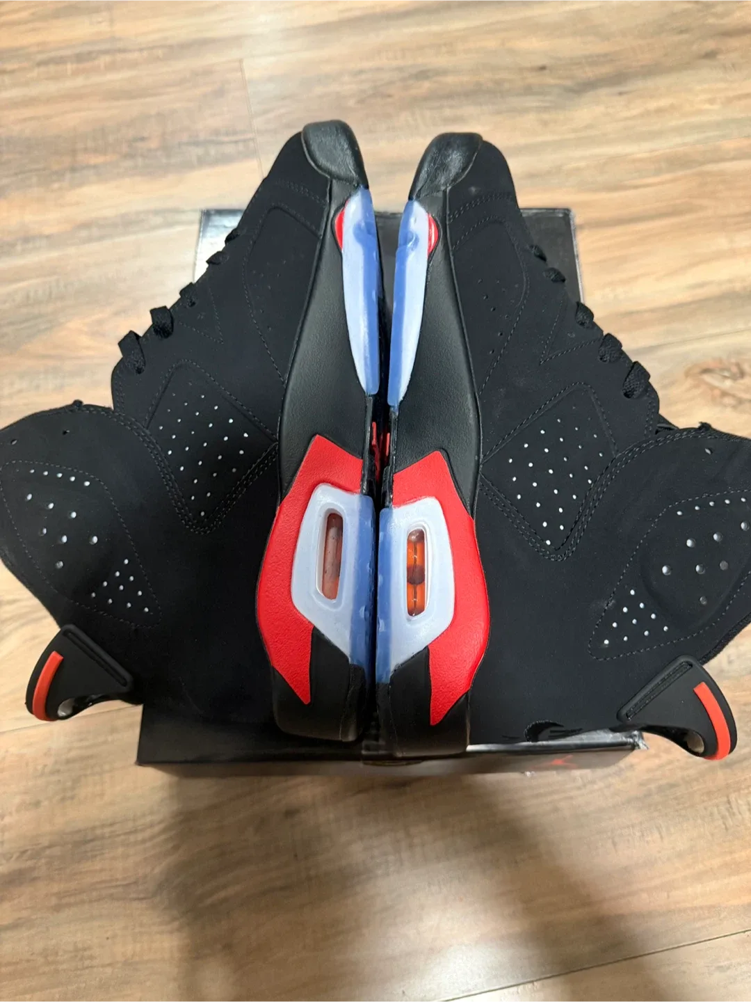Nike Air Jordan 6 Retro Black Infrared, with box image indicator(5)