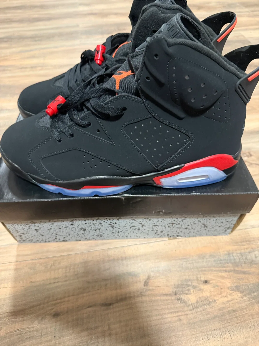 Nike Air Jordan 6 Retro Black Infrared, with box image indicator(3)