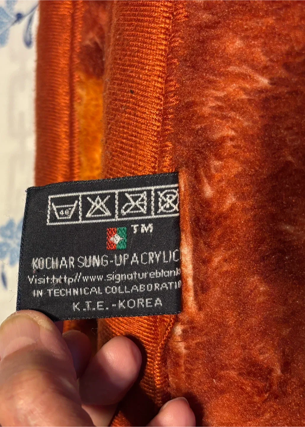 Beautiful Blanket by Kochar Sung, Korea (5 x 7 feet) image indicator(5)