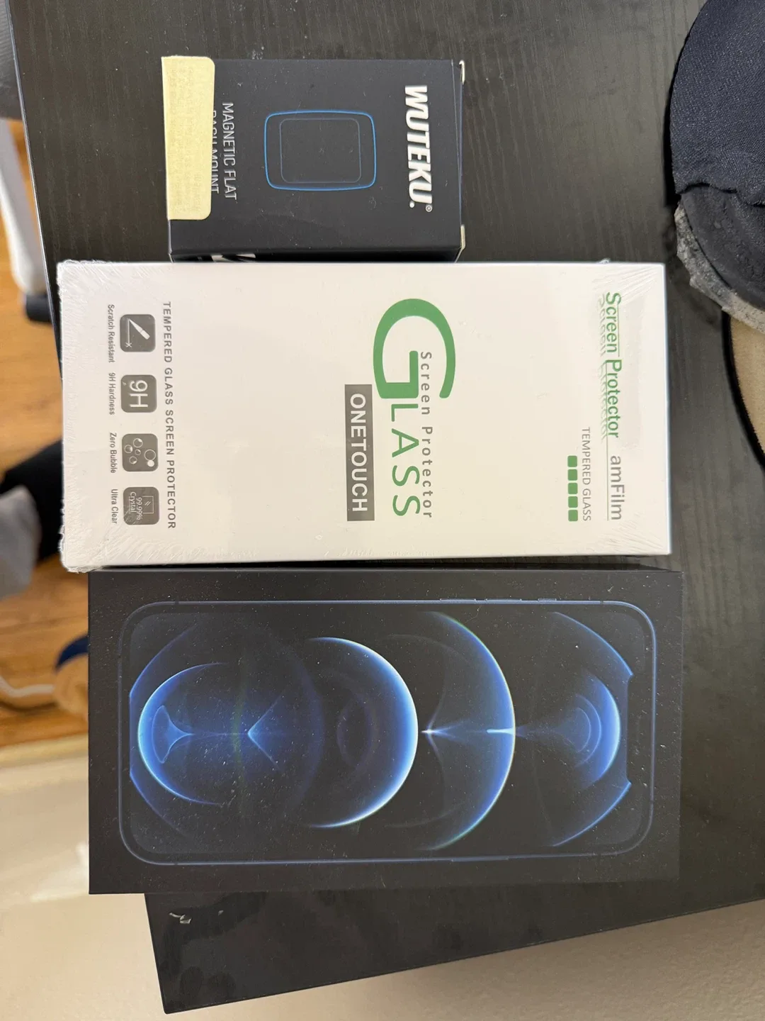 Glass OneTouch Screen Protector & Wuteku Mount