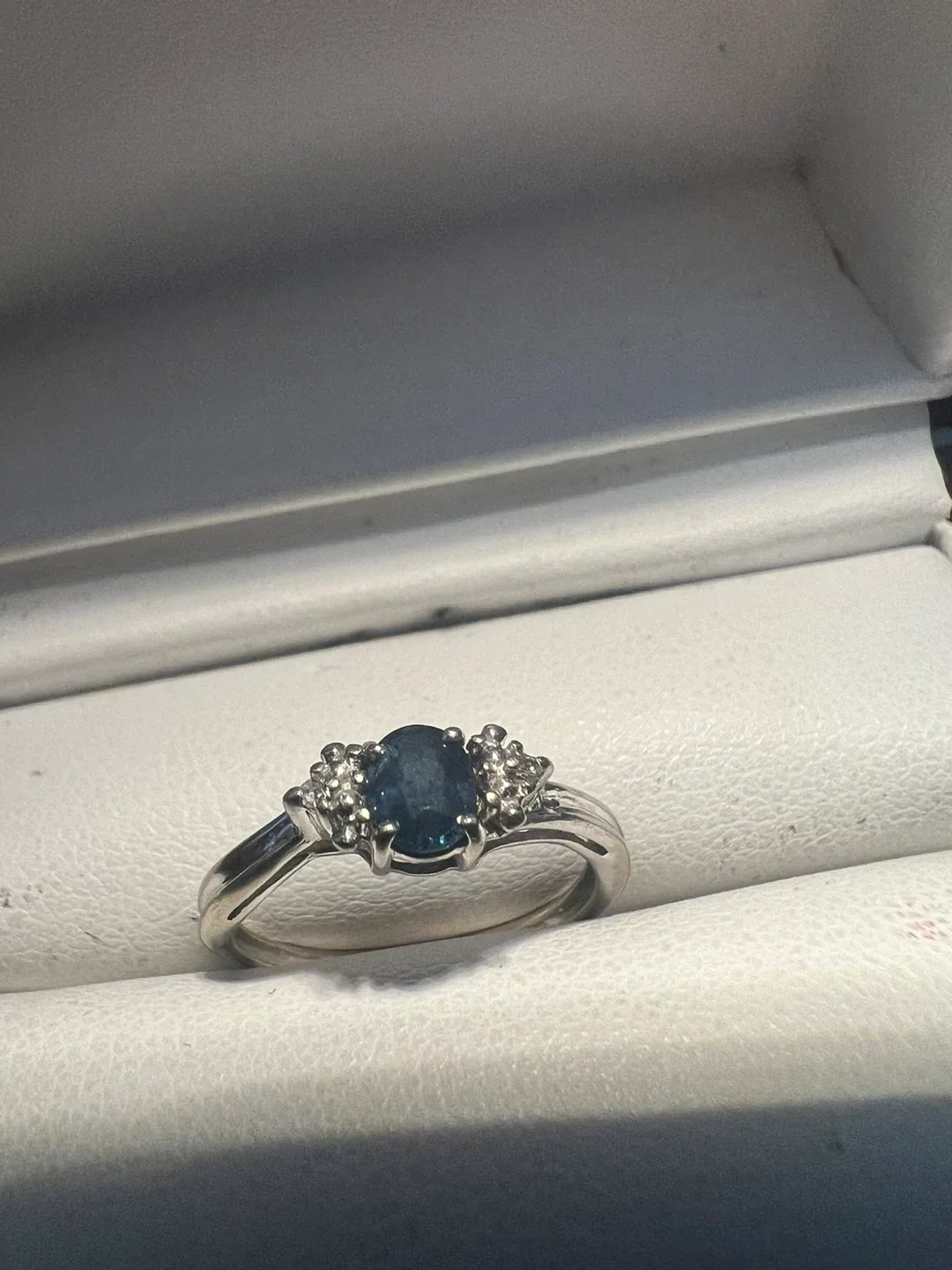 10 k Sapphire & Diamond Ring