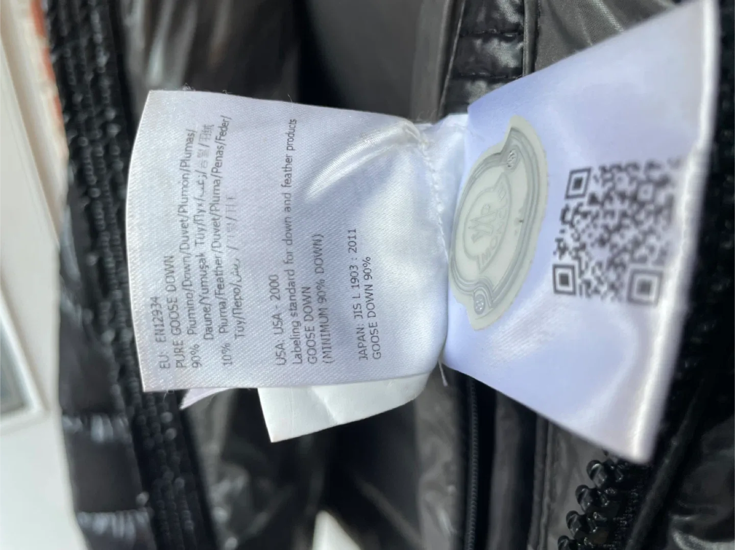 Moncler Black Puffer Jacket image indicator(5)