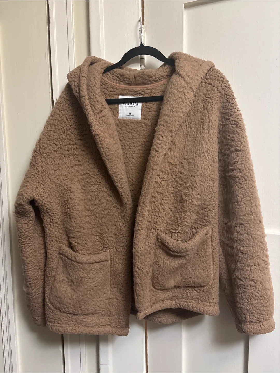 Hollister California Teddy Fleece Hoodie- Size M image indicator(4)