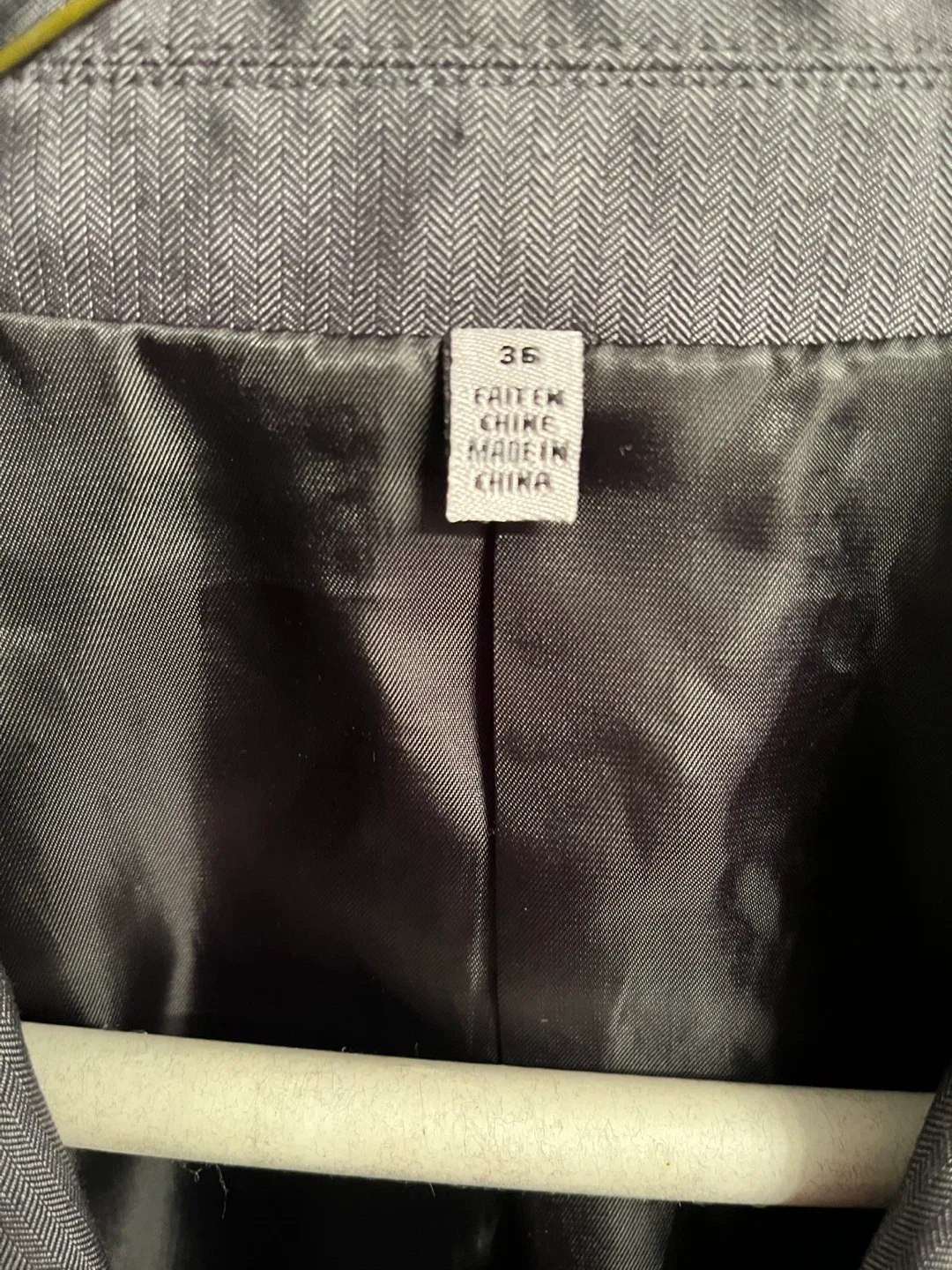 Men’s 3 piece Suit image indicator(3)