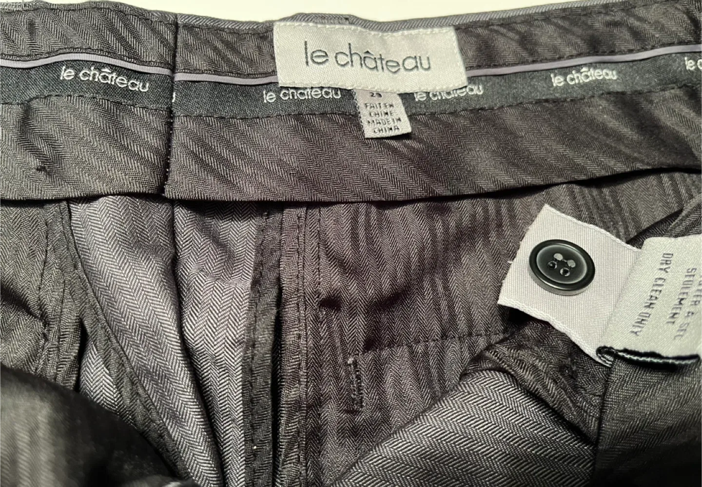 Men’s 3 piece Suit image indicator(7)