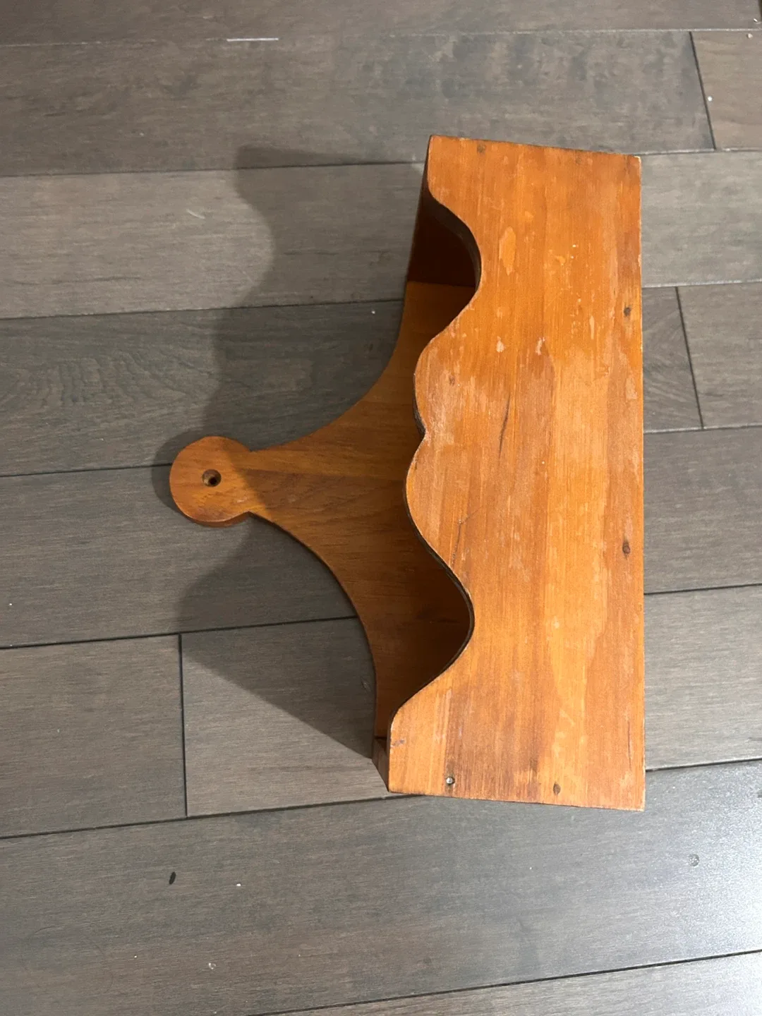 Vintage Wooden Decorative Wall Shelf image indicator(5)