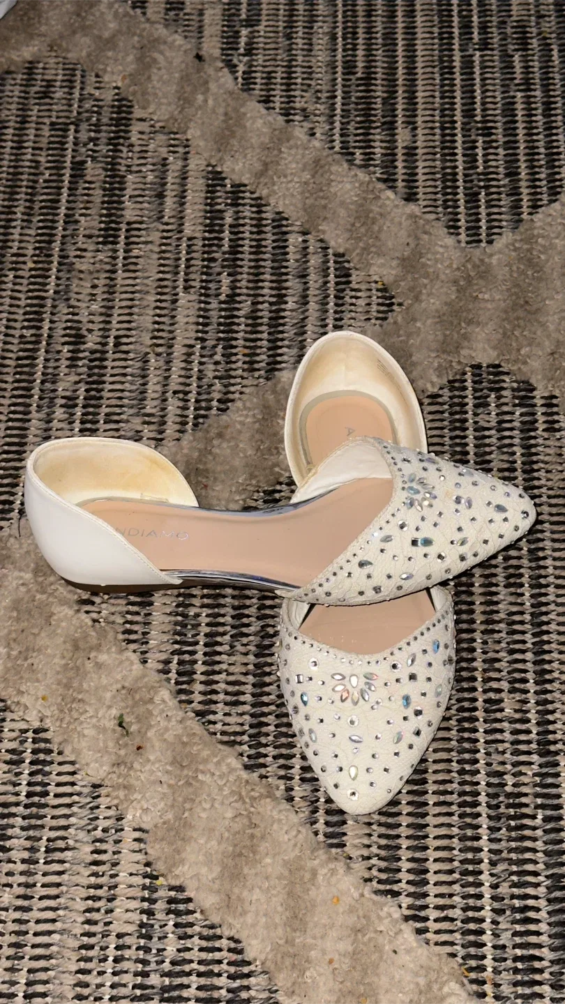 Andiamo White Embellished Flats - Size 6