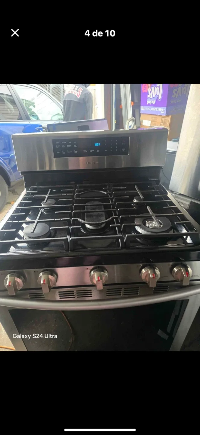 I sell kitchens in perfect condition image indicator(5)