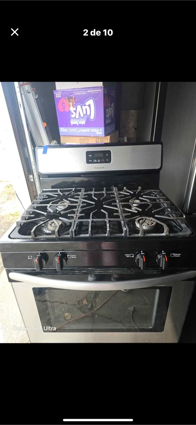 I sell kitchens in perfect condition image indicator(3)