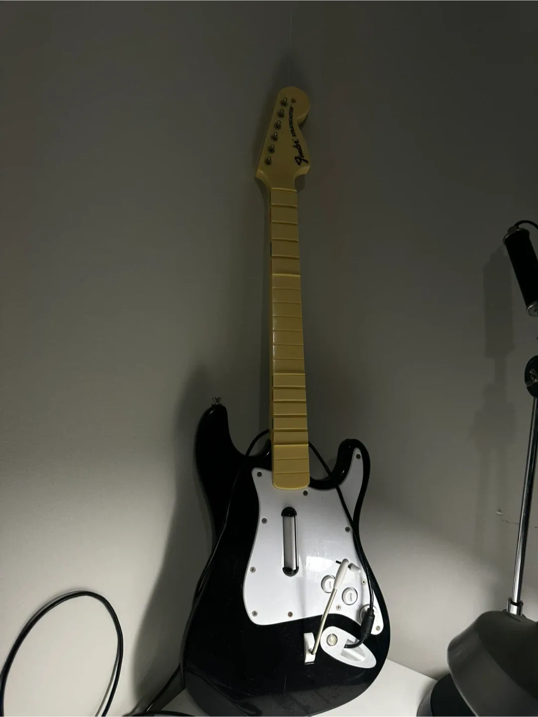 Fender Stratocaster Guitar Hero Controller image indicator(3)