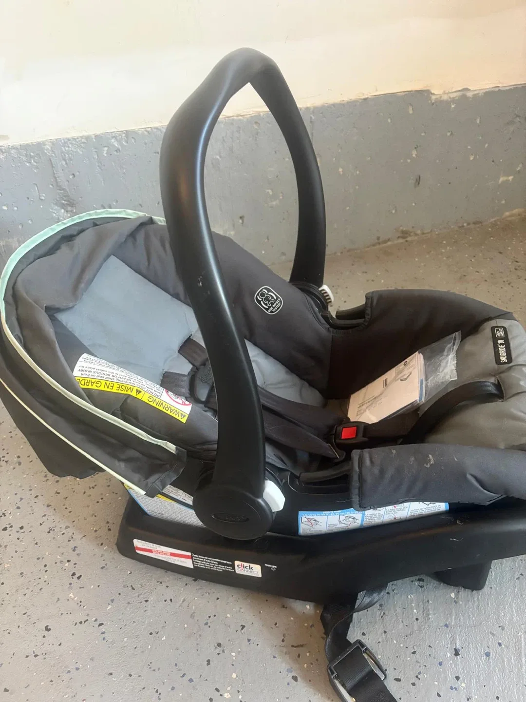 Graco SnugRide 30 Click Connect Infant Car Seat
