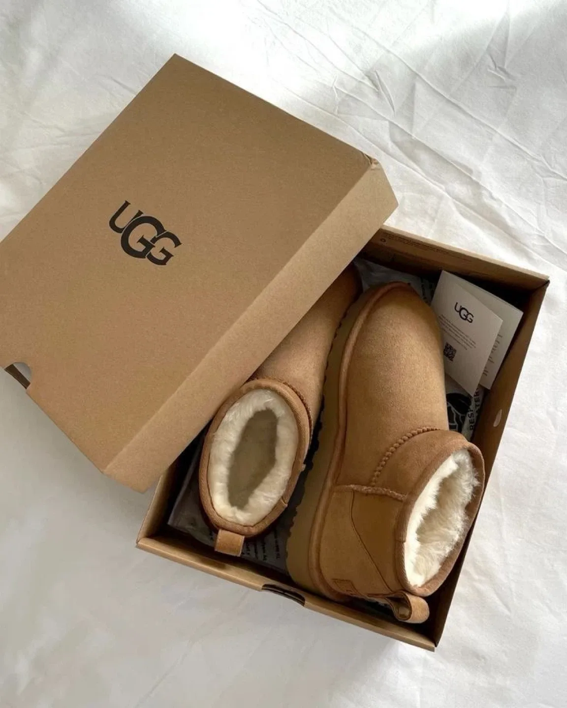 chestnut mini uggs image indicator(2)