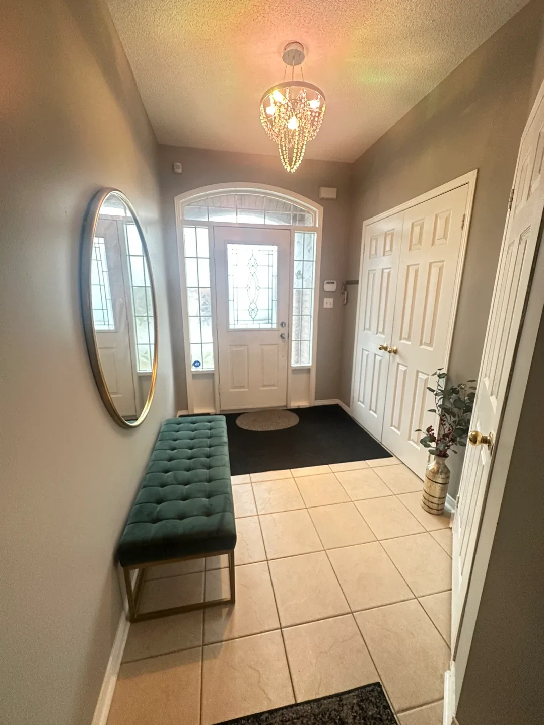 Entryway Bench - Emerald Green mirror image indicator(2)