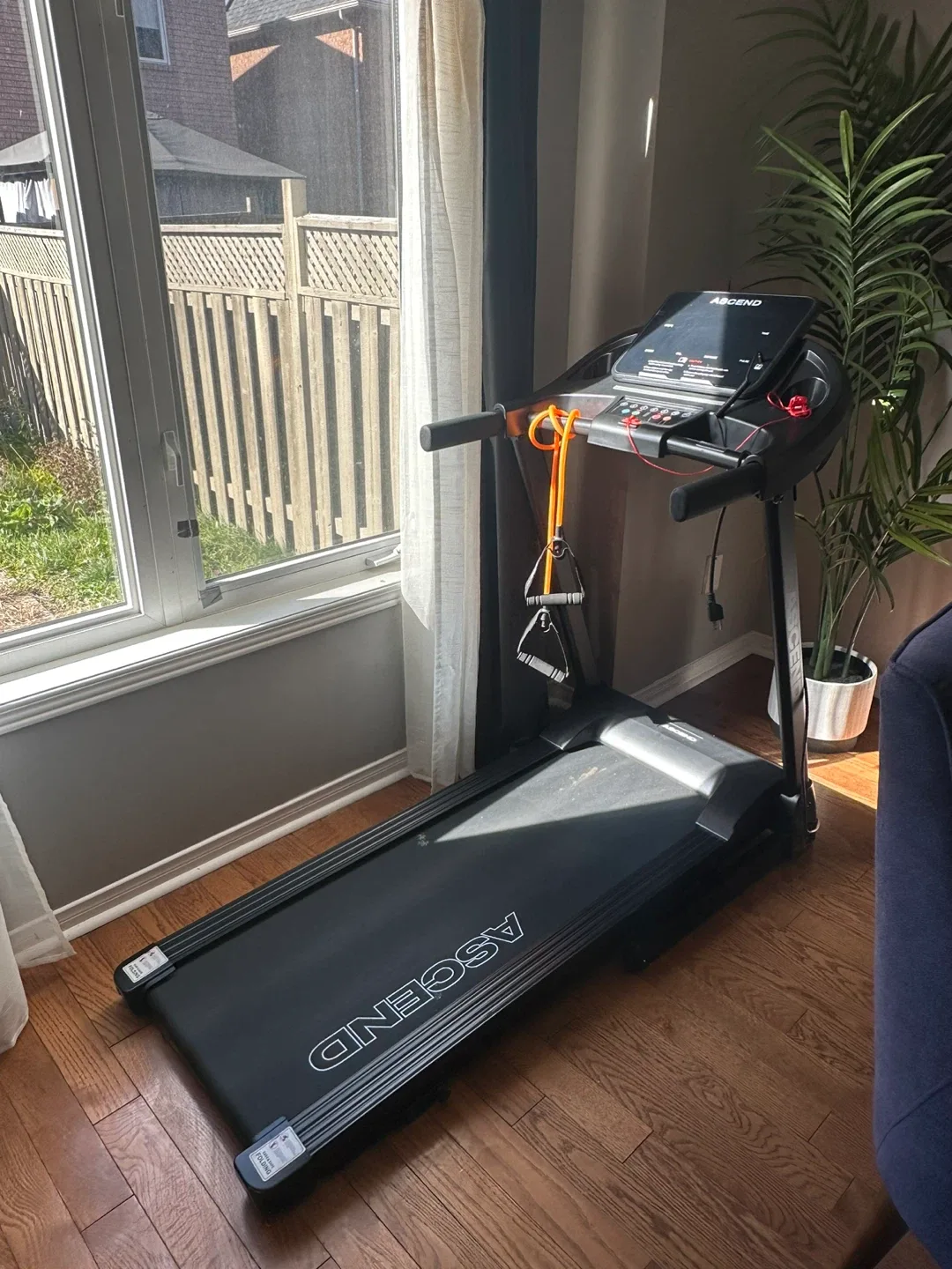 Ascend Treadmill - Great Condition! image indicator(3)