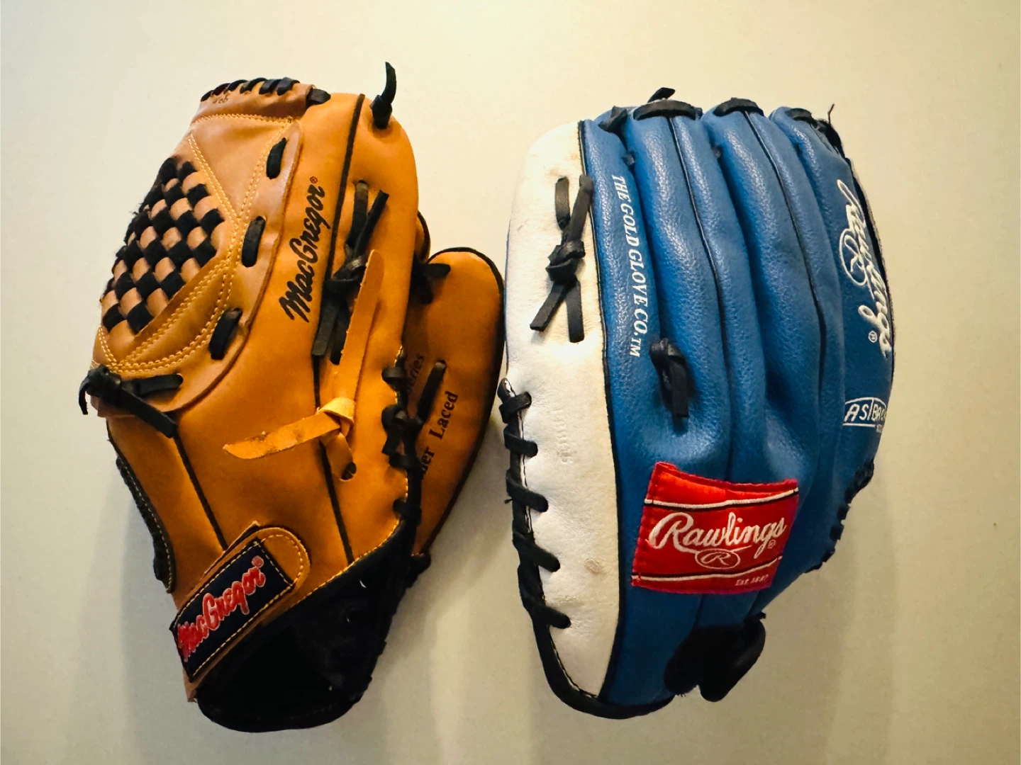 Rawlings & MacGregor Baseball Gloves - photo 2