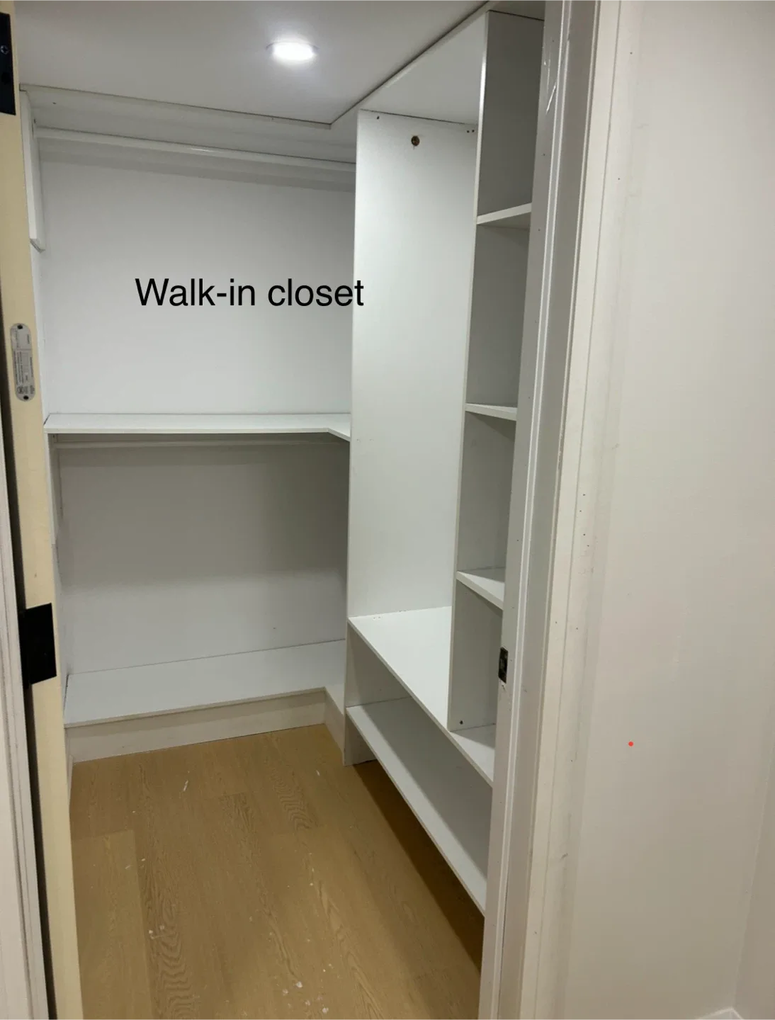 2 Beds 1 Bath - House image indicator(6)