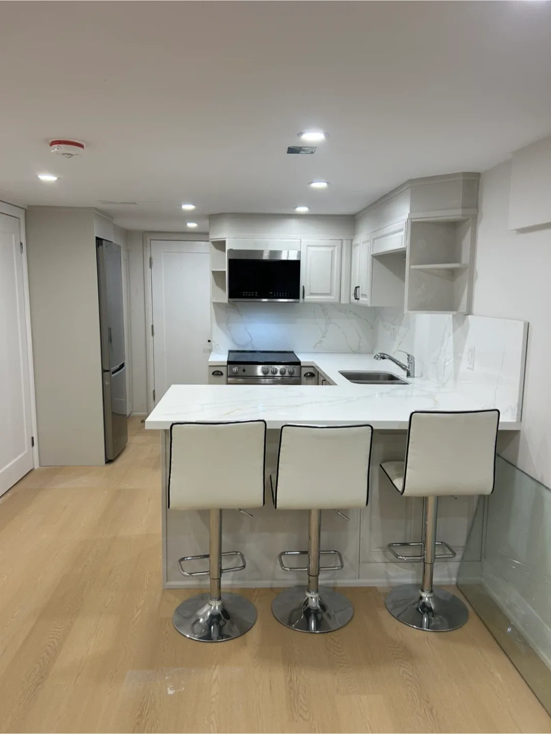 2 Beds 1 Bath - House image indicator(2)