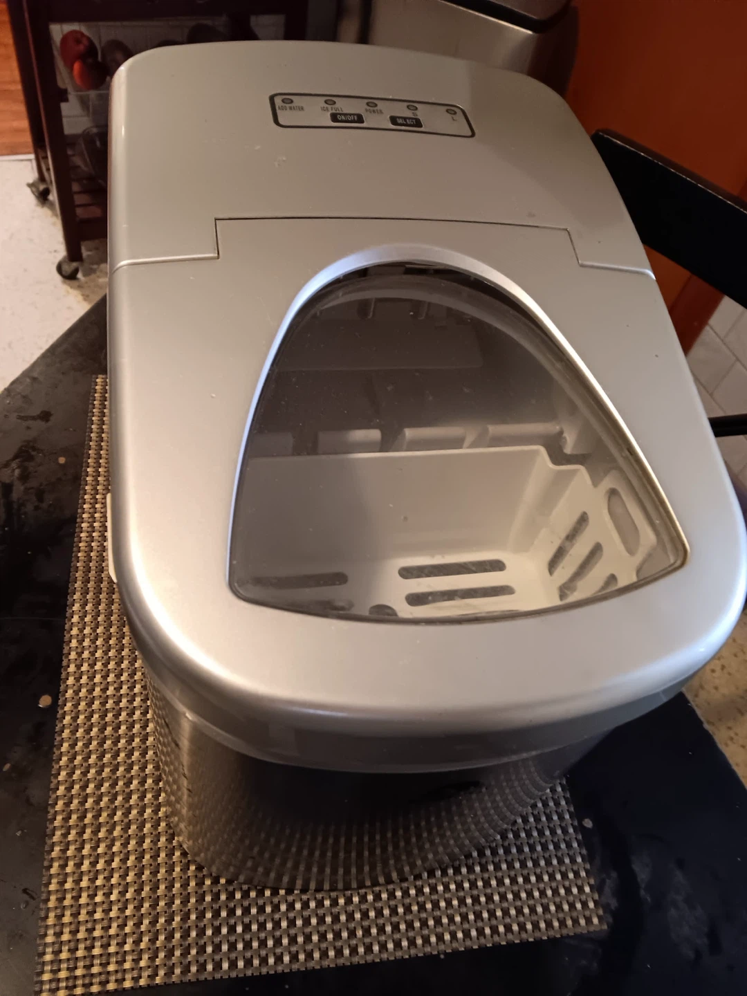 Igloo Counter Top Ice Maker - Stainless Steel - photo 3