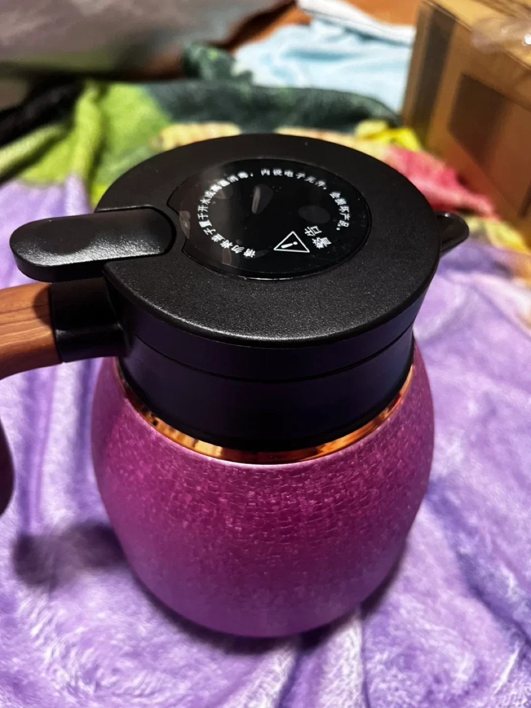 Purple Thermal Carafe with Wood Handle image indicator(2)