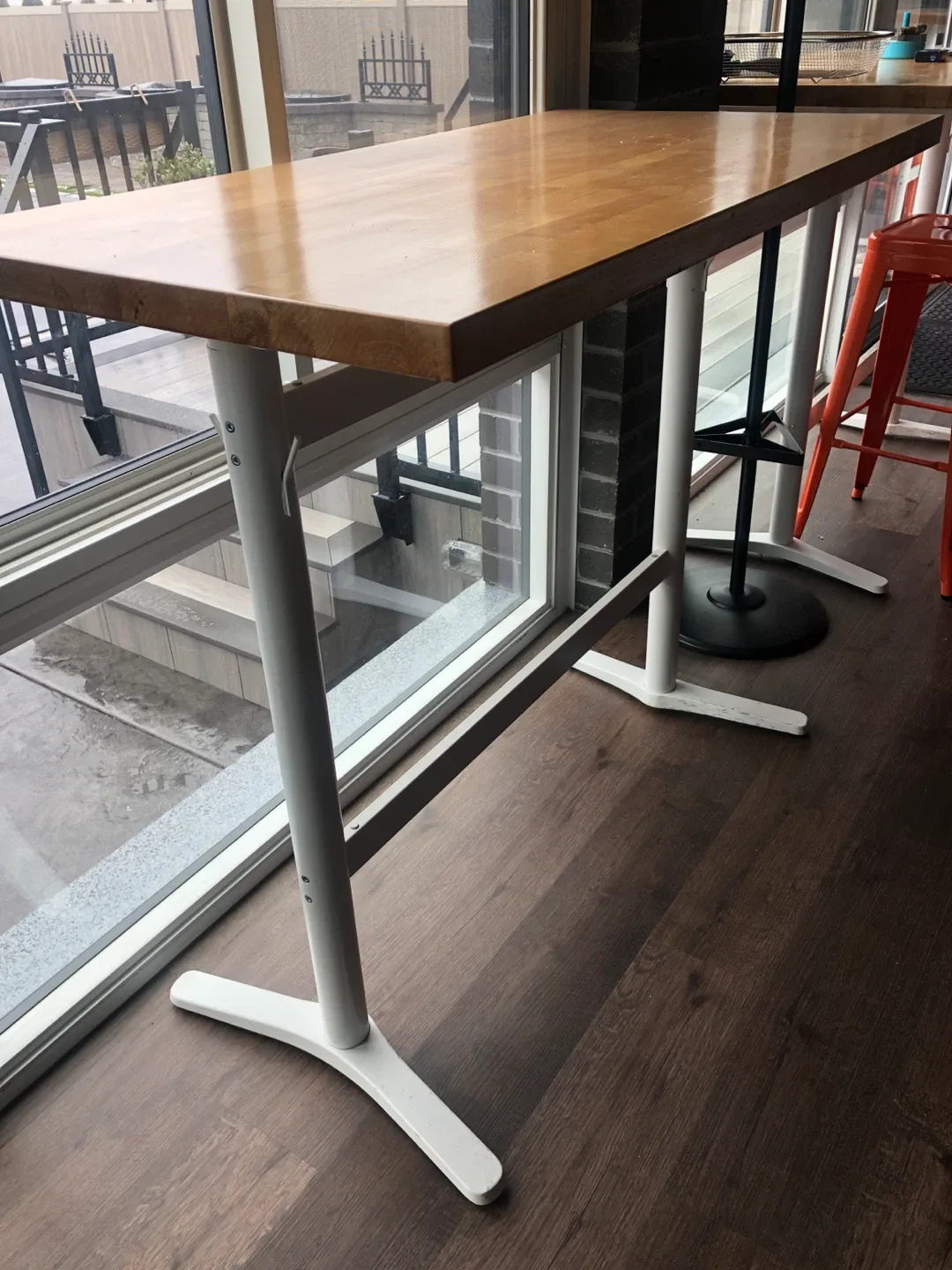 Wood Top Bar Height Table image indicator(5)