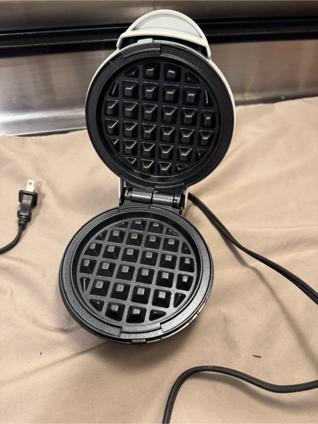 Dash Mini Waffle Maker - photo 2