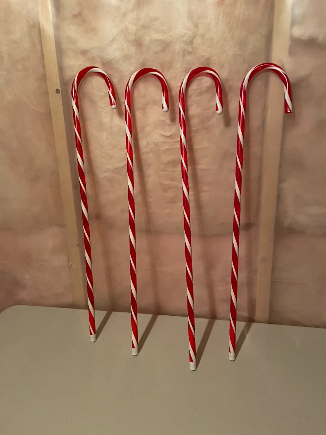 Candy Cane Decorations - Set of 4 image indicator(2)