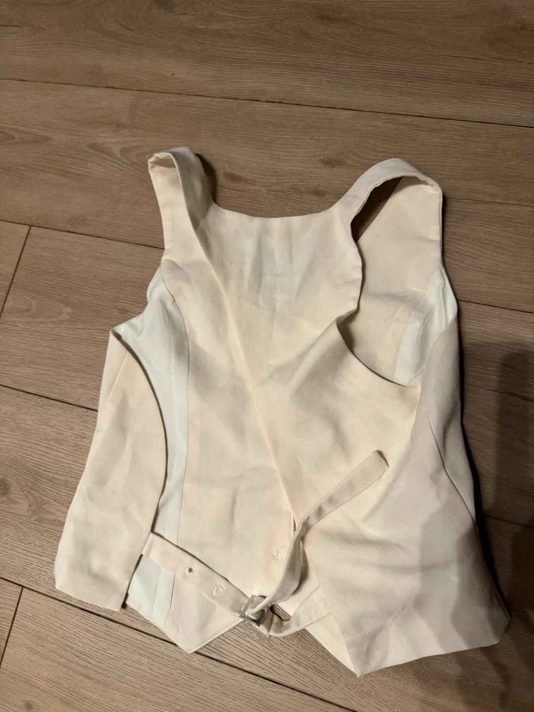 Cute going out top with half open back image indicator(4)