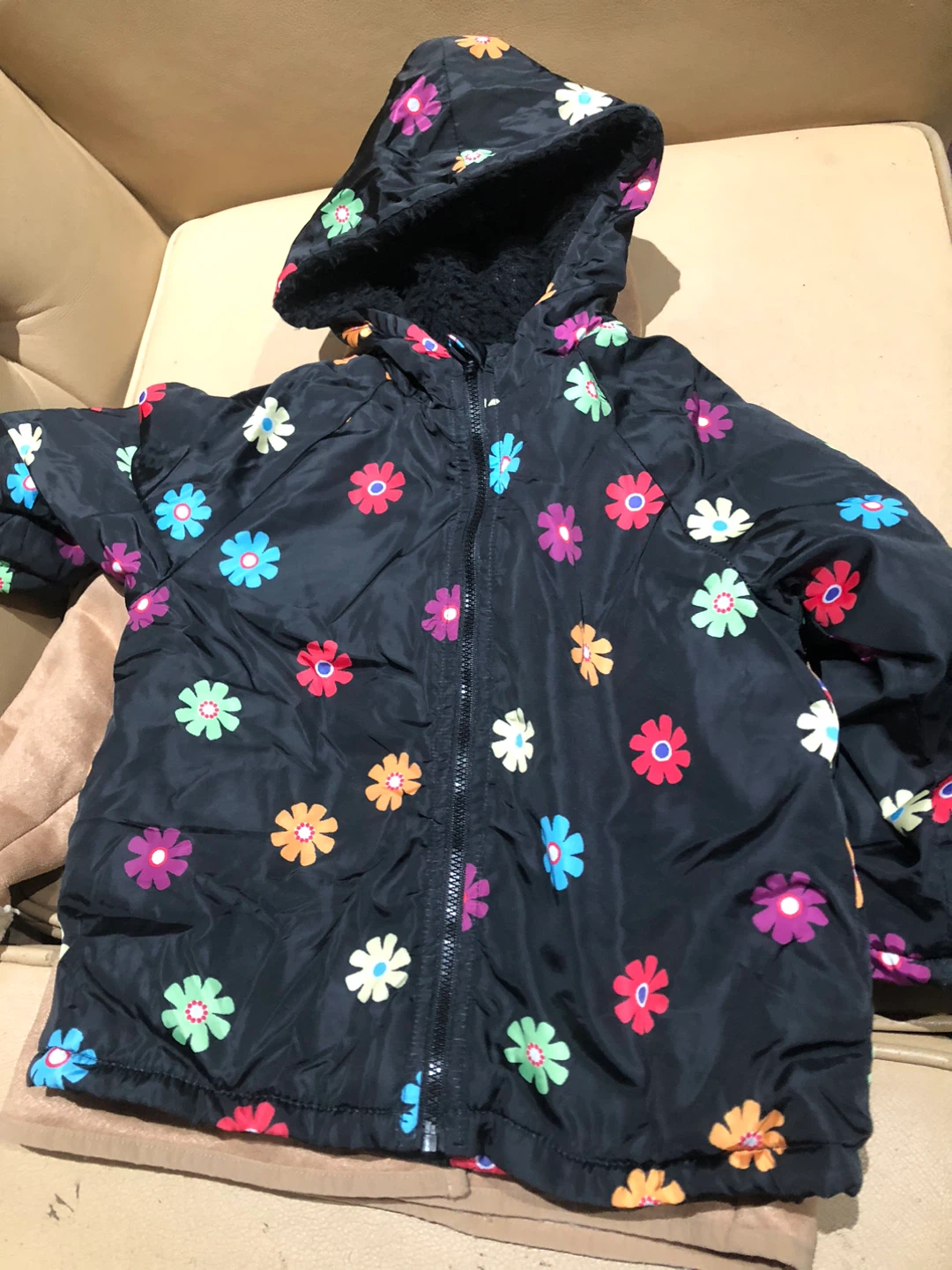 Kids' Assorted Winter 3Jackets size 3yers  3for $20 - photo 2